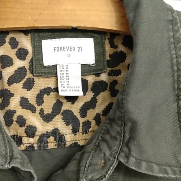 Army green button up - Picture 2 of 6